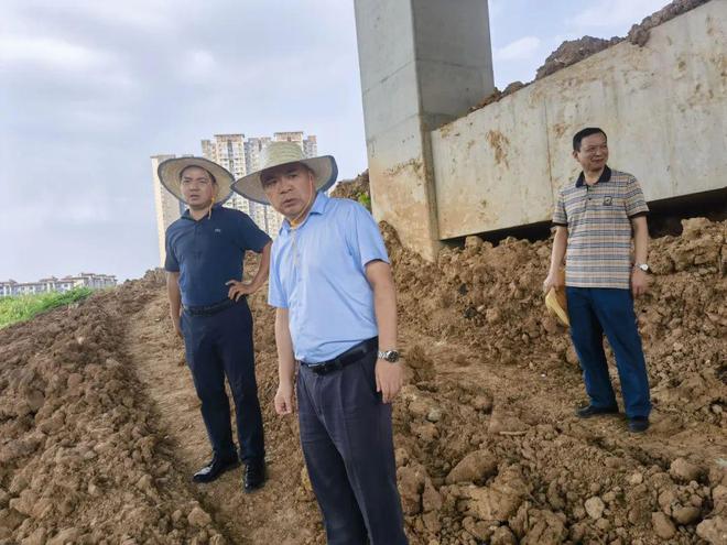 印江土家族苗族自治县水利局领导团队概览