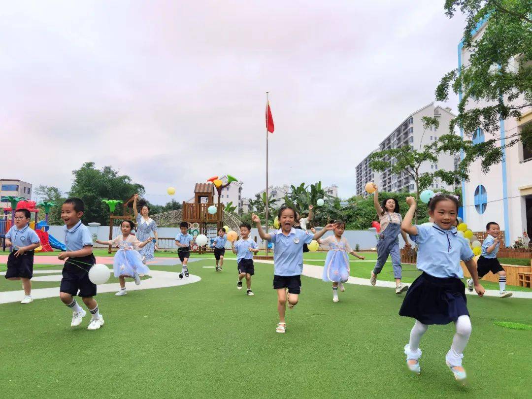 正镶白旗小学新任领导团队引领迈向新篇章，展望未来的教育之旅